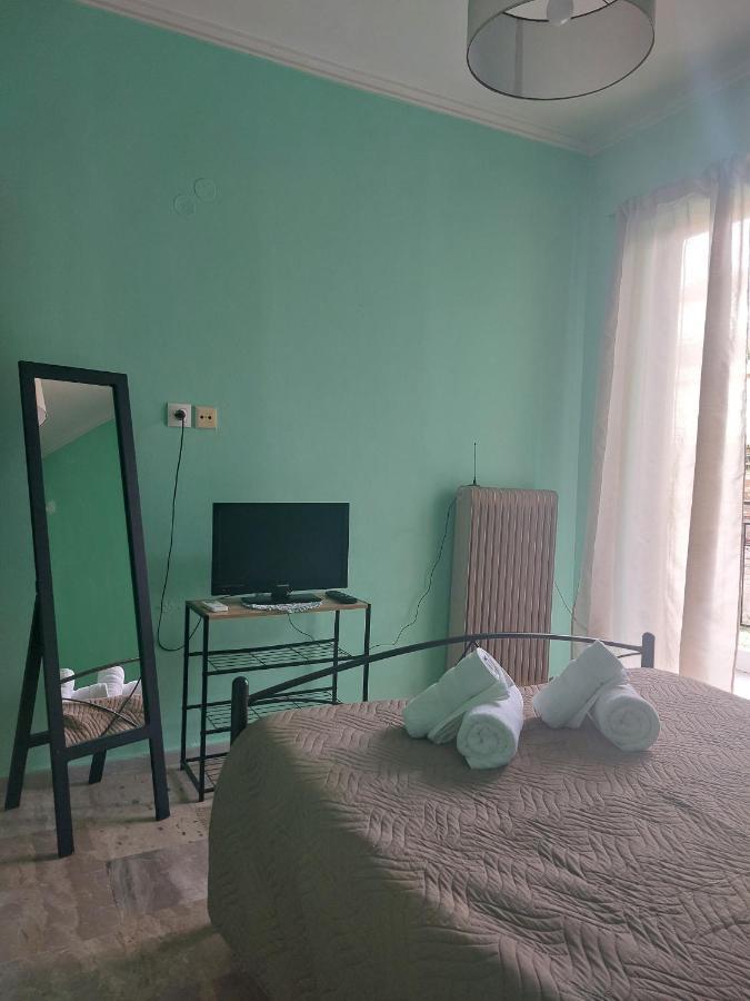 Luchia Apartment Patras Exterior photo